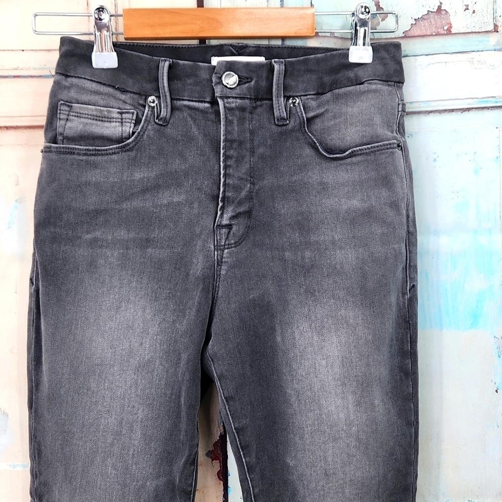 Good American Good Legs Crop High Rise Skinny Jeans - Picture 3 of 8